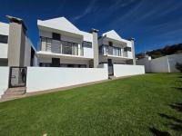 3 Bedroom 2 Bathroom Simplex to Rent for sale in Cashan