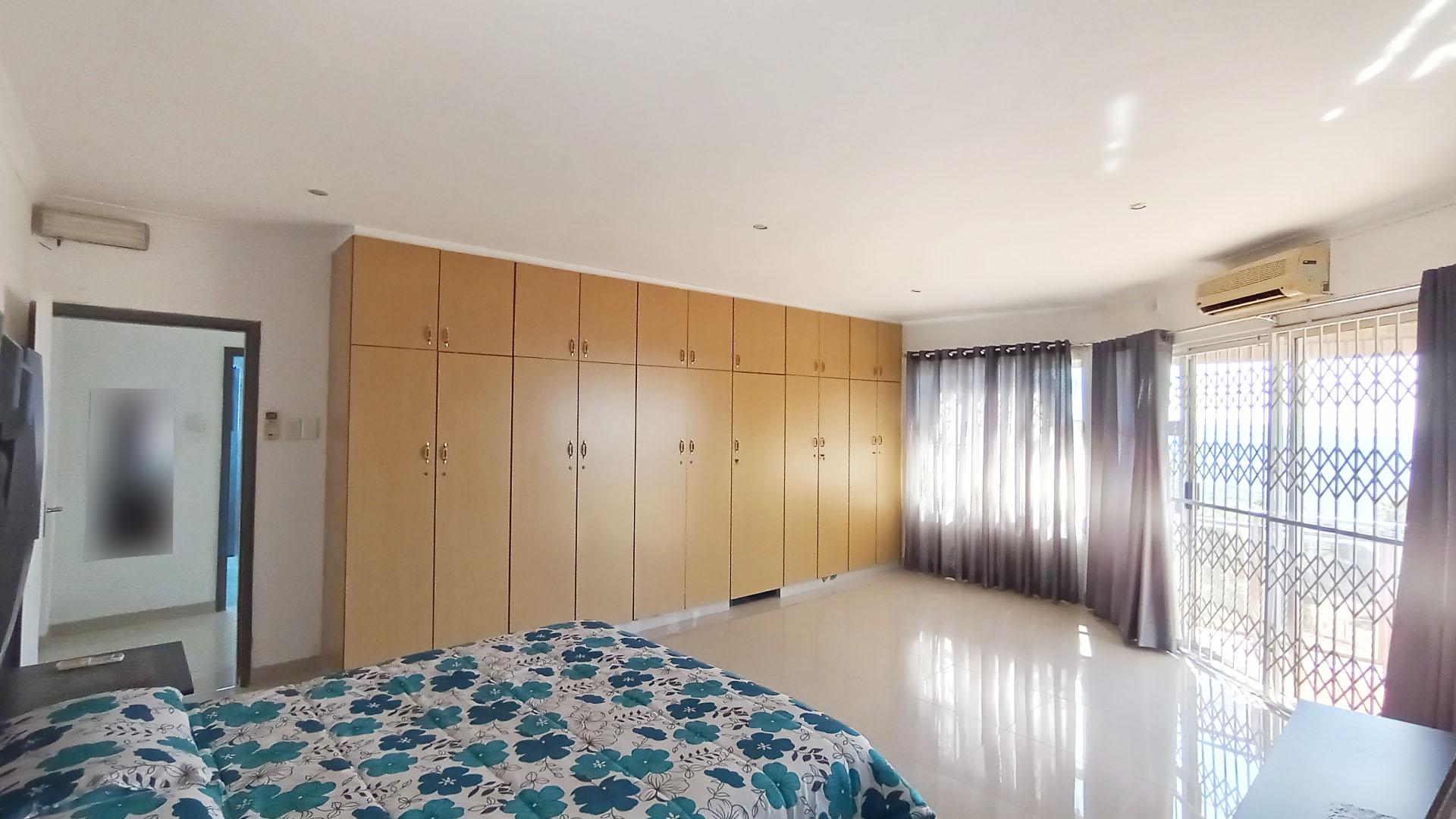 Main Bedroom - 40 square meters of property in Shallcross 