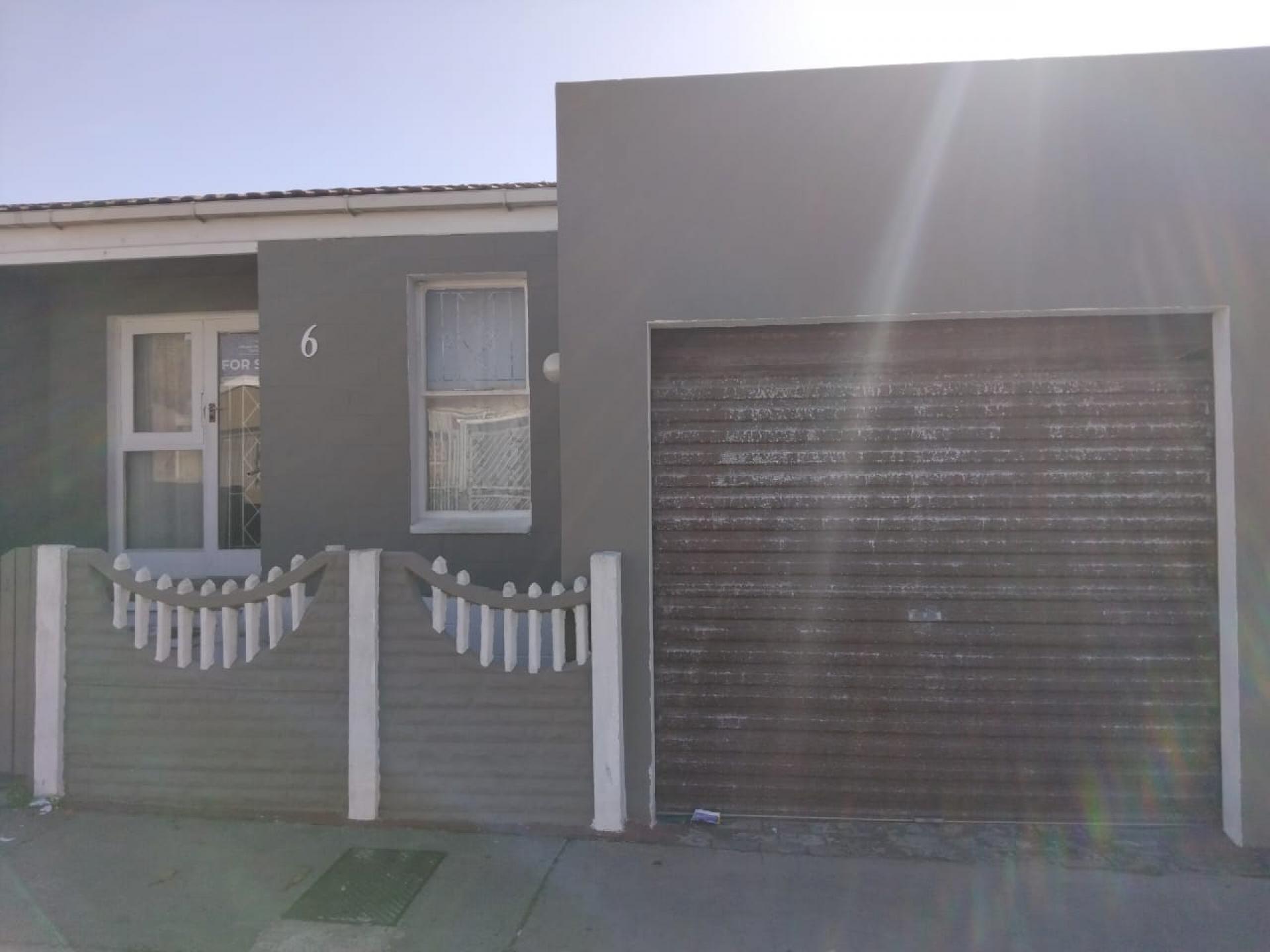  of property in Rocklands