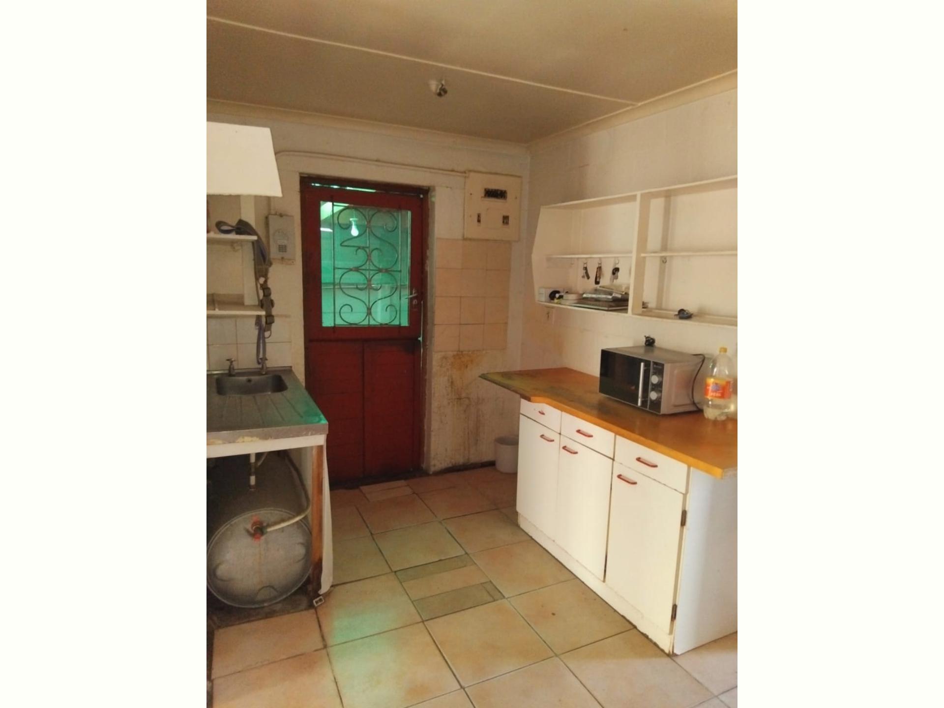  of property in Rocklands