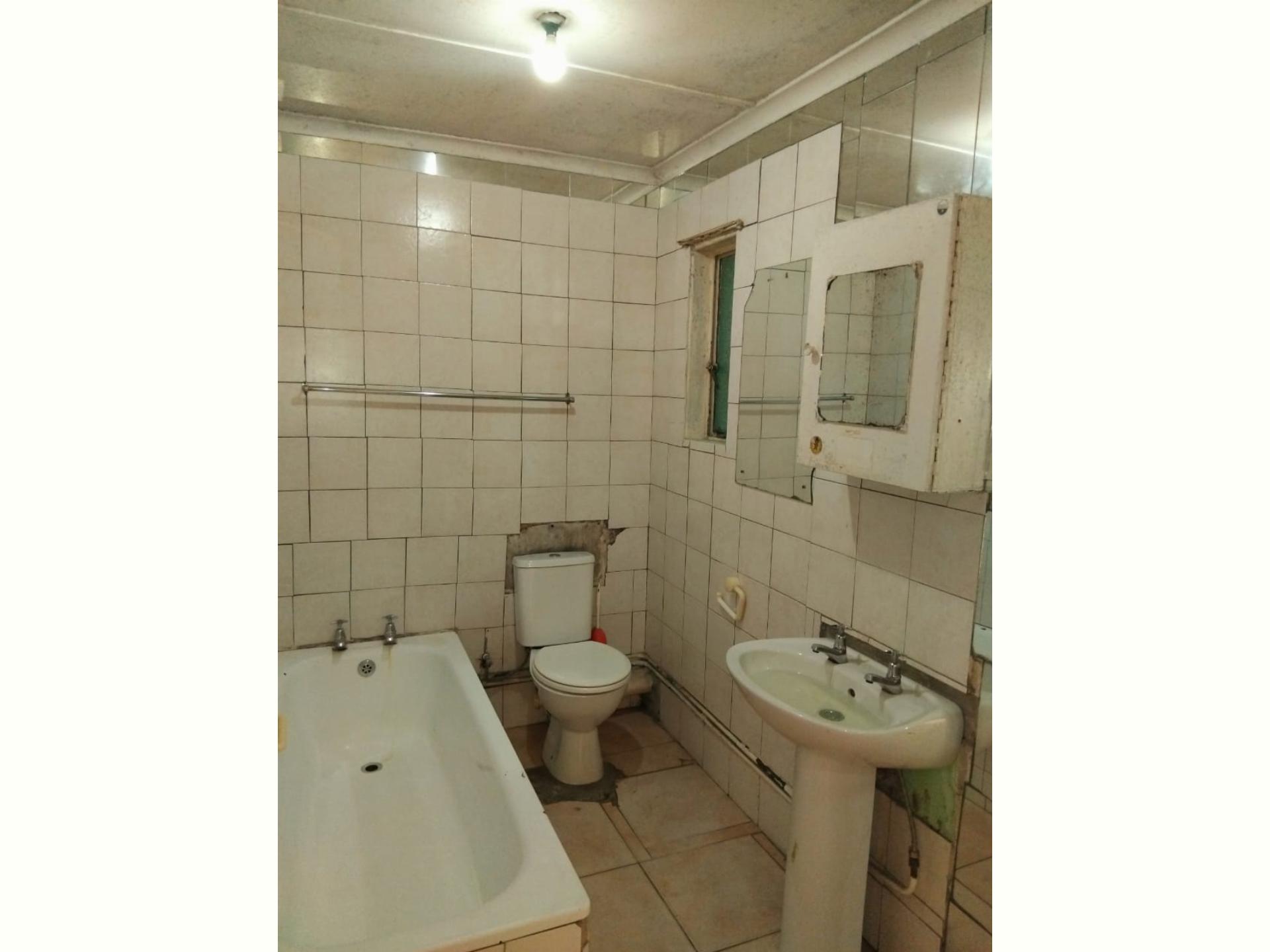  of property in Rocklands