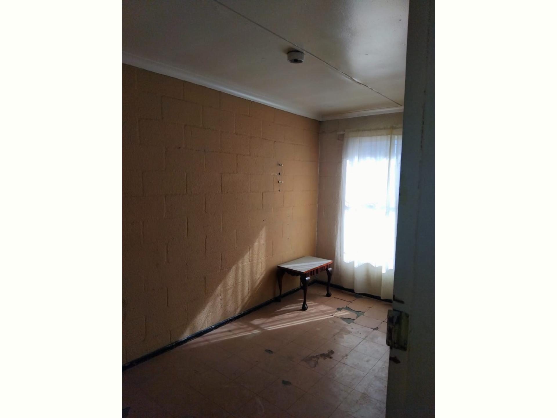  of property in Rocklands