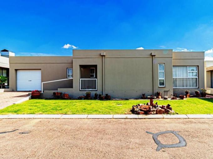 2 Bedroom House for Sale For Sale in Rietvalleirand - MR679877