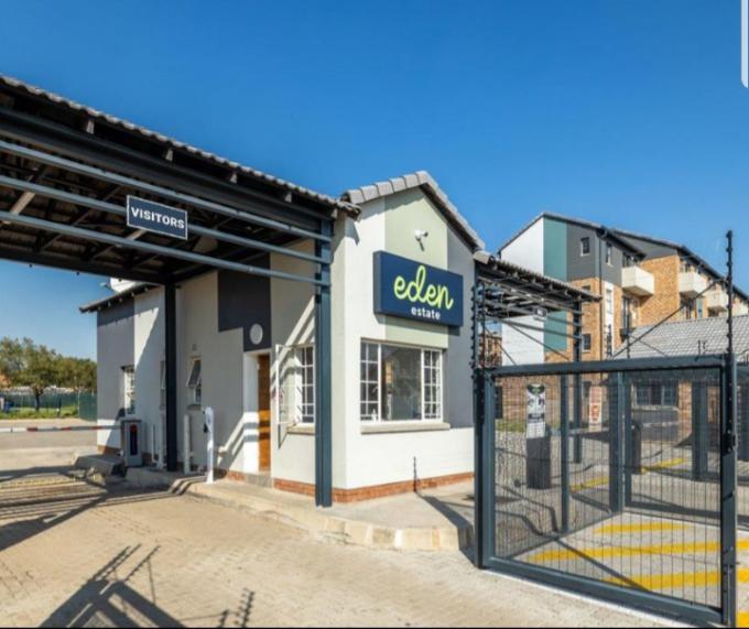 2 Bedroom Apartment for Sale For Sale in Pretoria North - MR679888