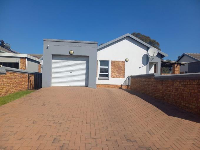 3 Bedroom House for Sale For Sale in Roseacre - MR679898