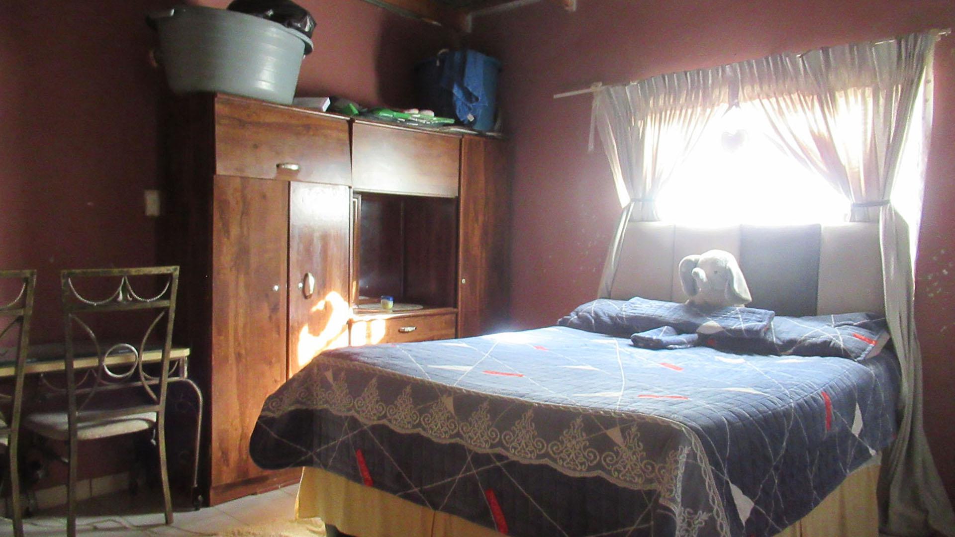 Bed Room 3 - 2 square meters of property in South Hills