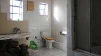 Bathroom 1 - 9 square meters of property in South Hills
