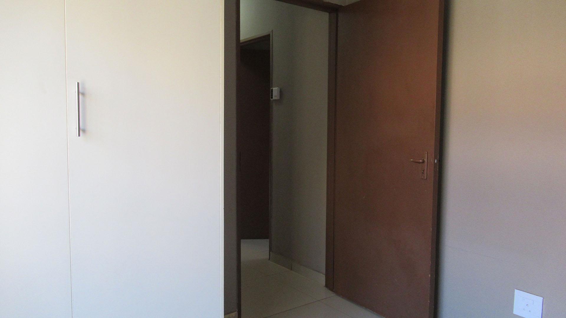 Bed Room 1 - 8 square meters of property in Fleurhof