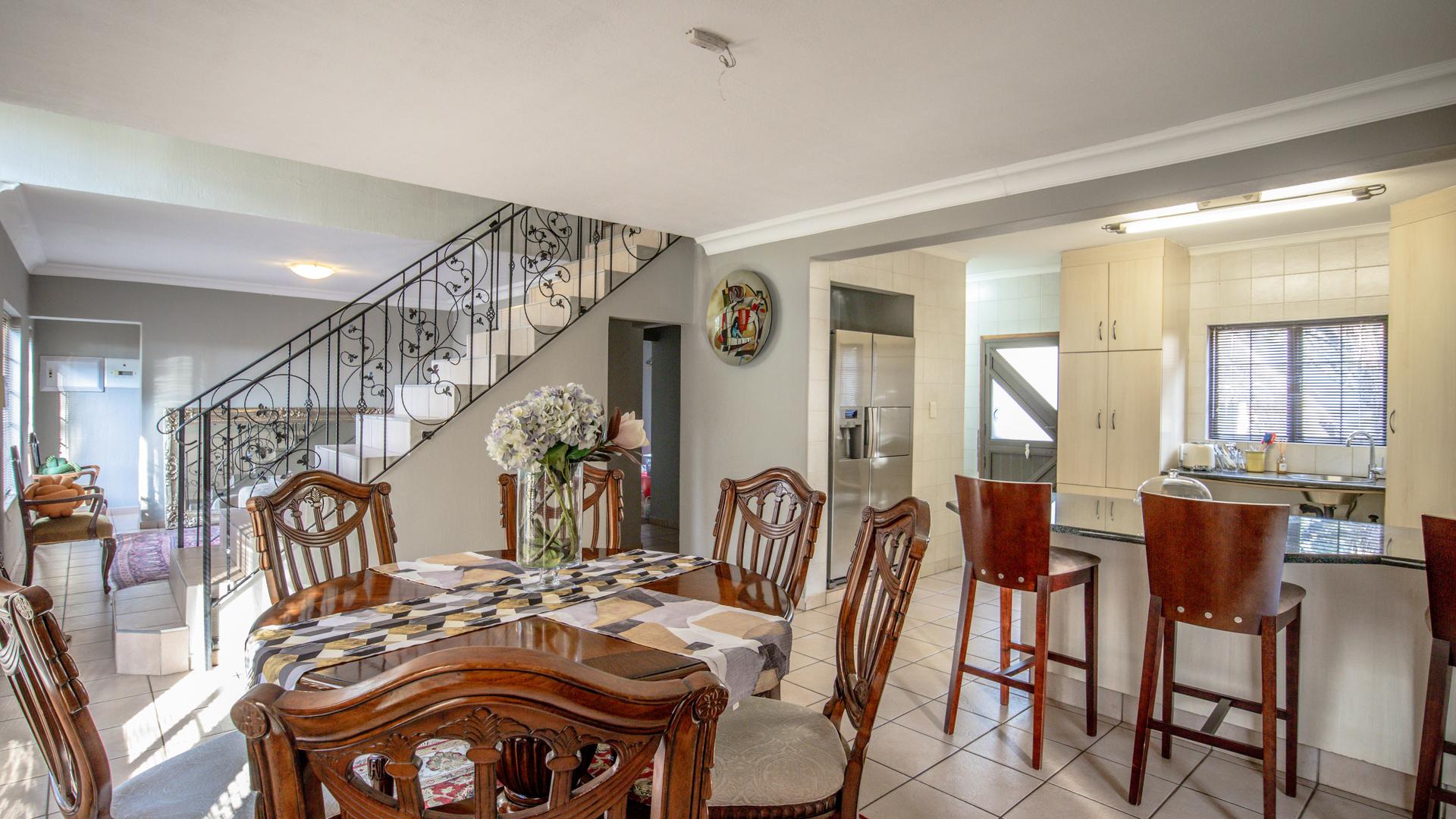  of property in Kameeldrift