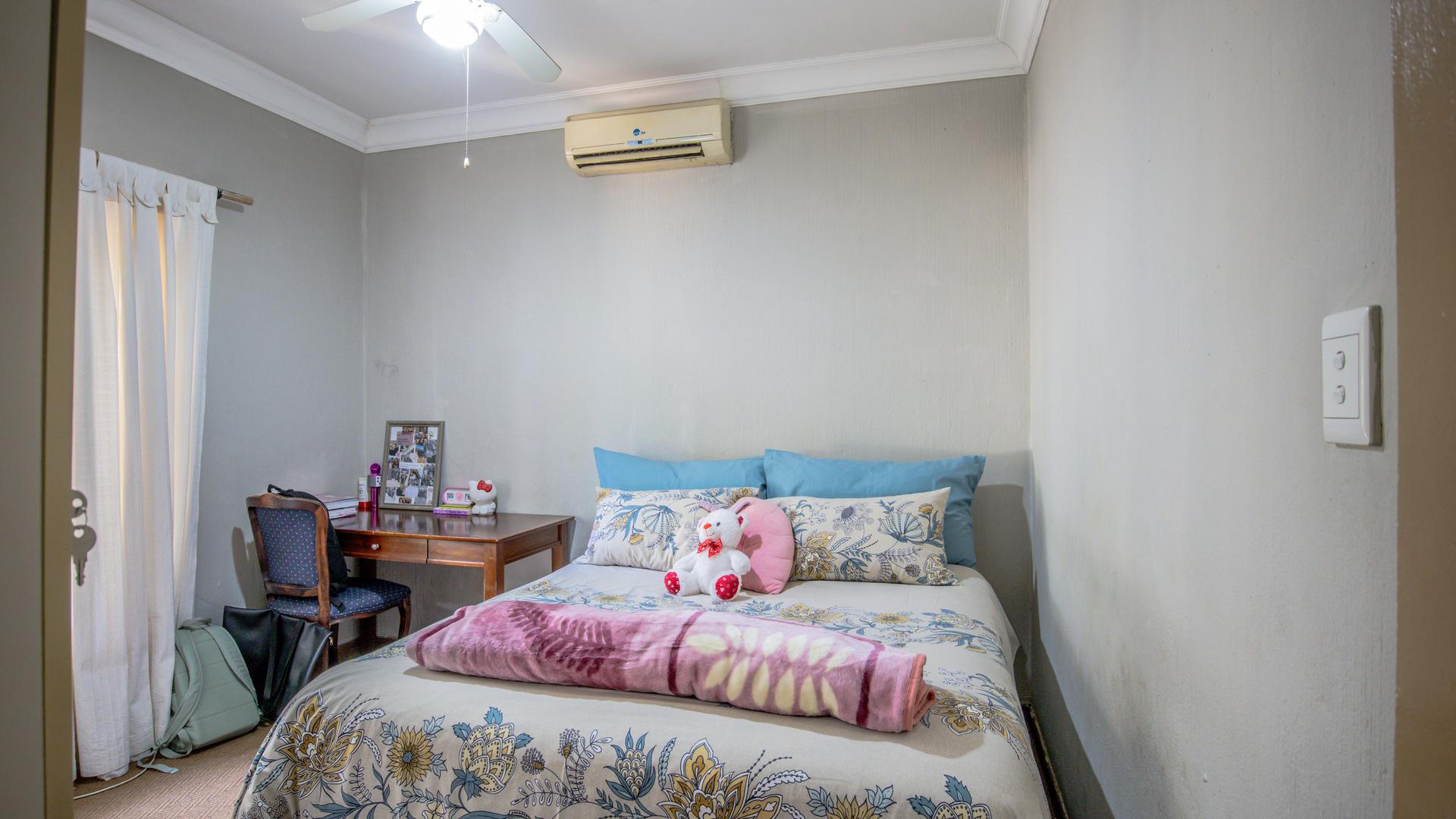  of property in Kameeldrift