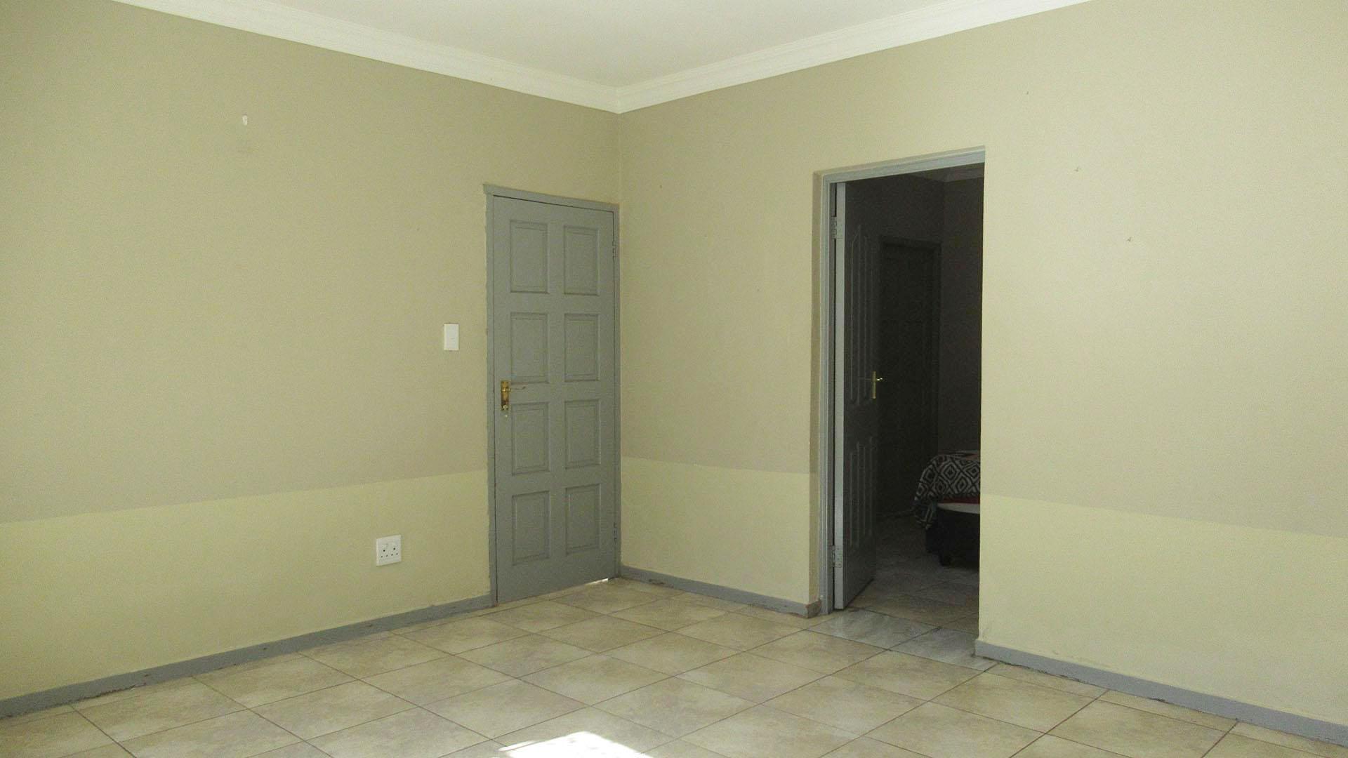 Flatlet - 36 square meters of property in Linmeyer