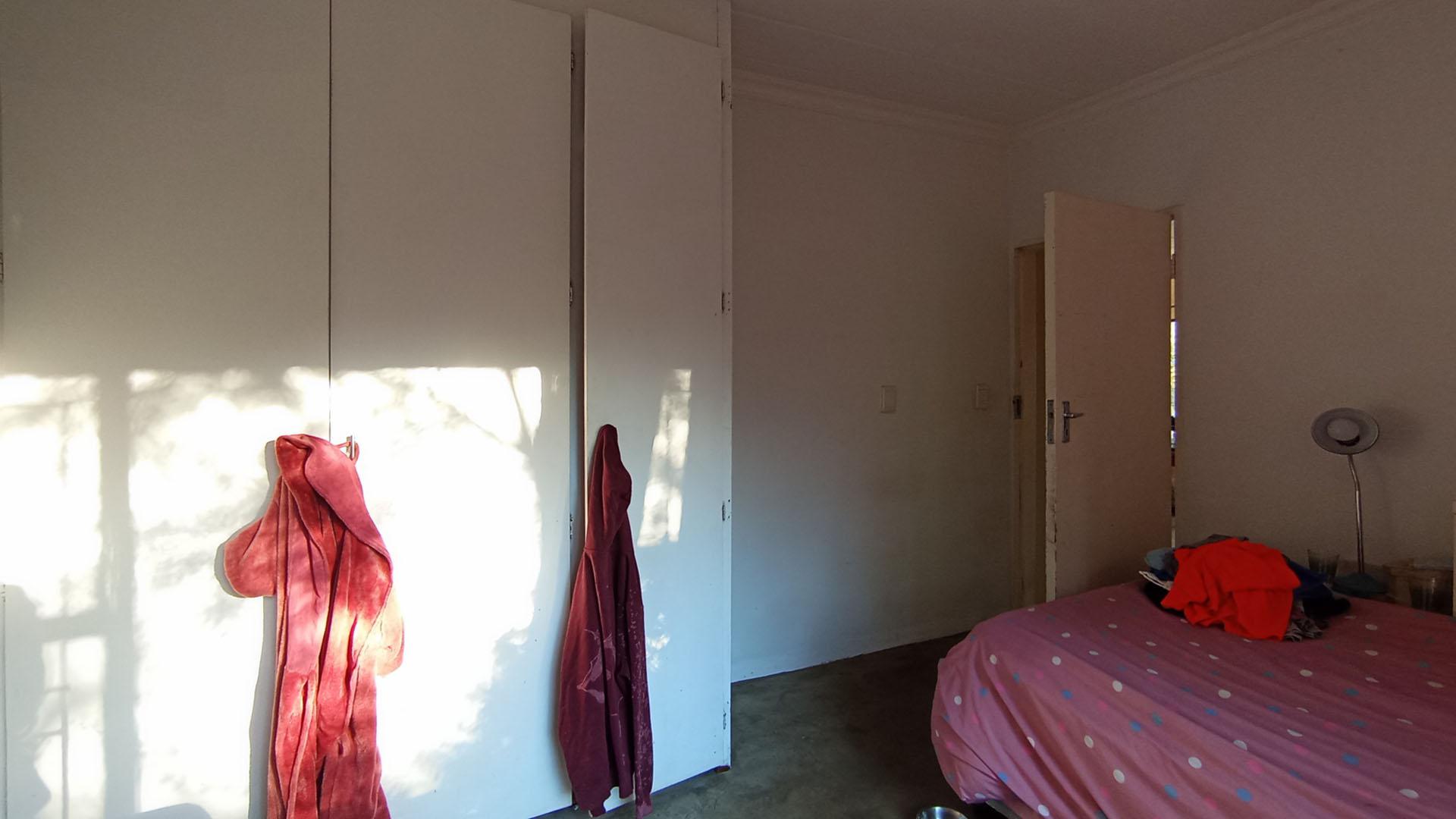 Bed Room 2 - 13 square meters of property in Douglasdale