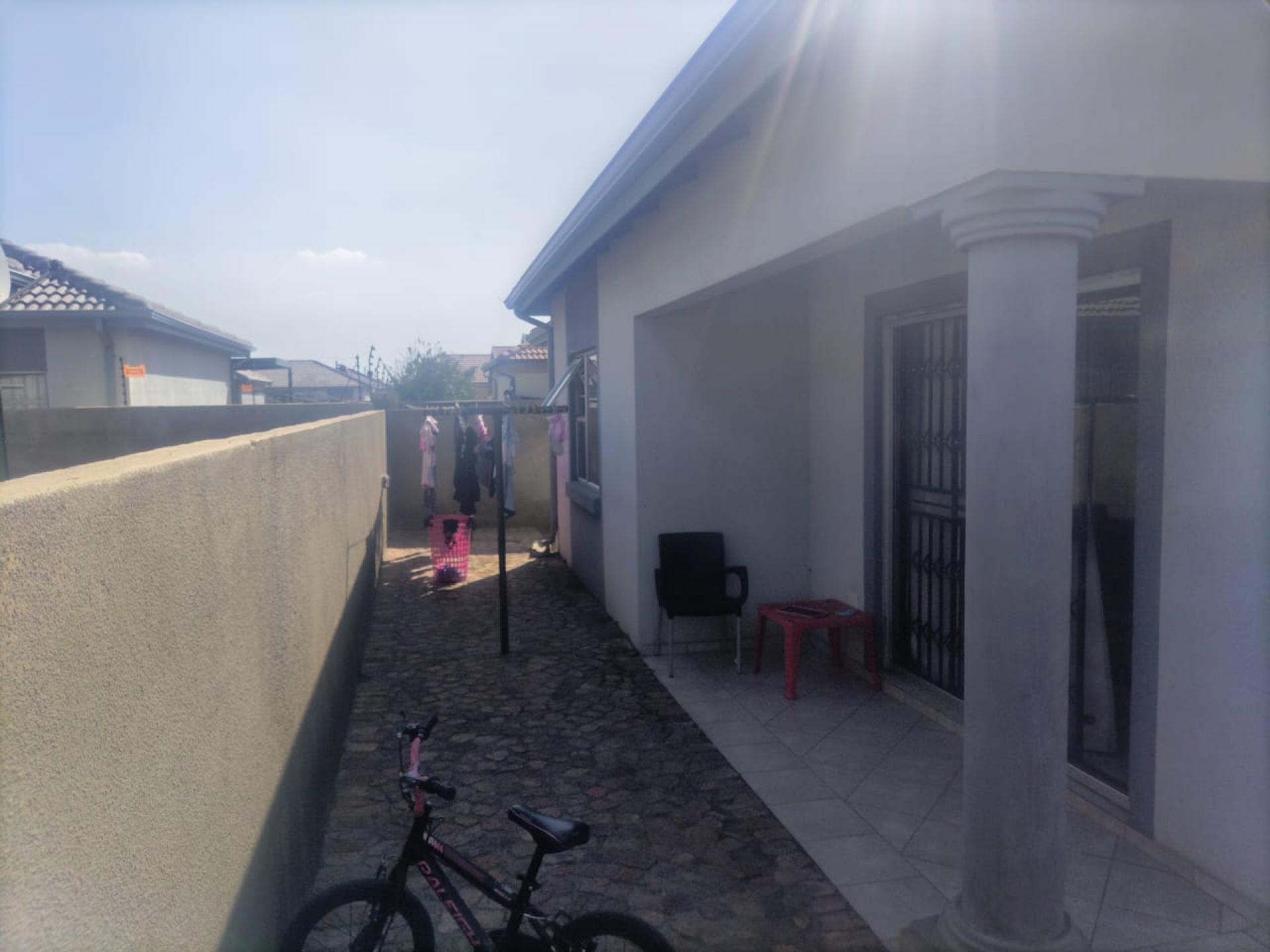  of property in Salfin