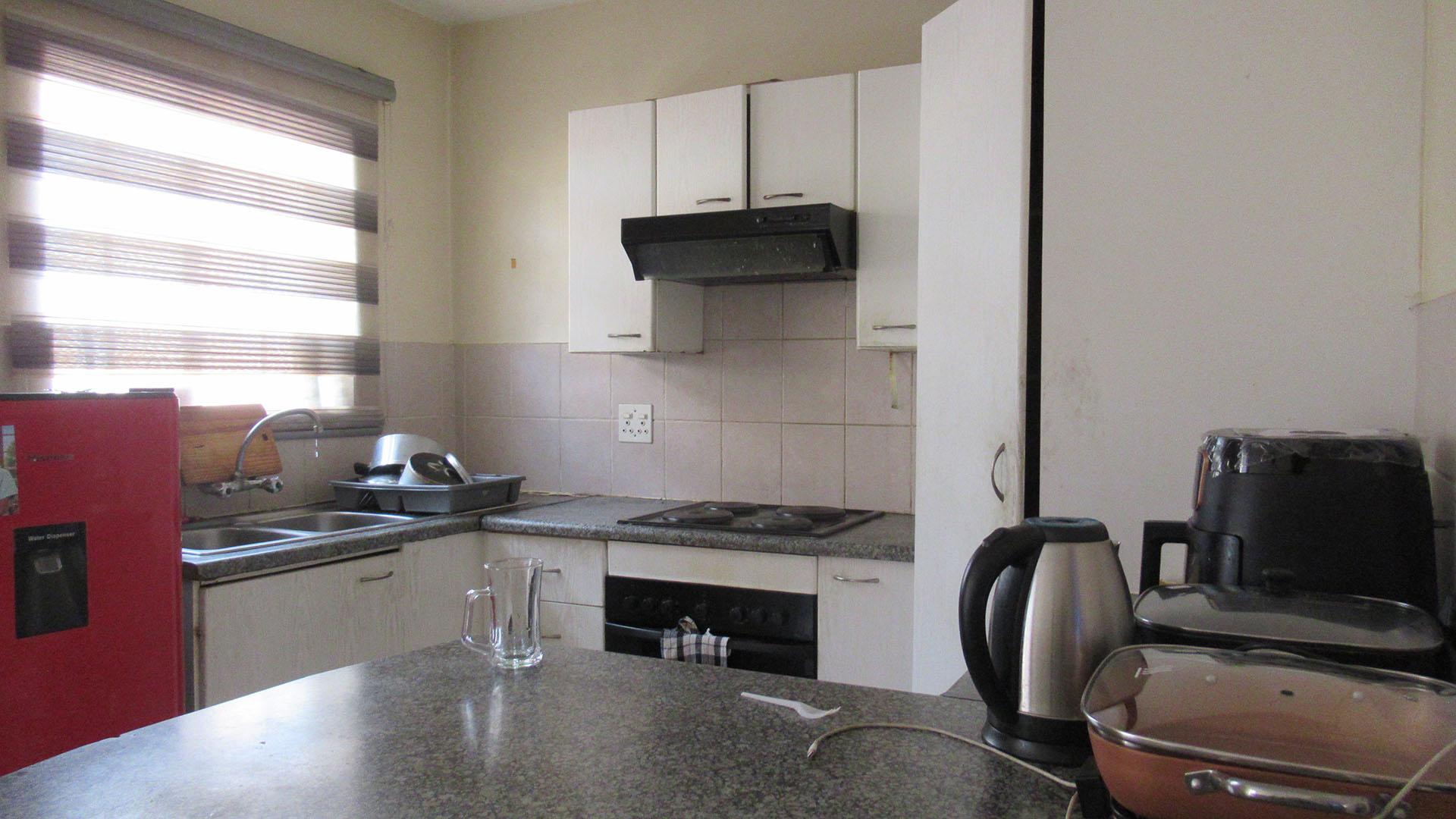 Kitchen - 9 square meters of property in Elandsfontein