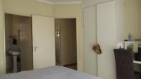 Main Bedroom - 18 square meters of property in Elandsfontein