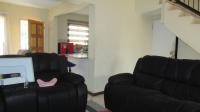 Lounges - 22 square meters of property in Elandsfontein