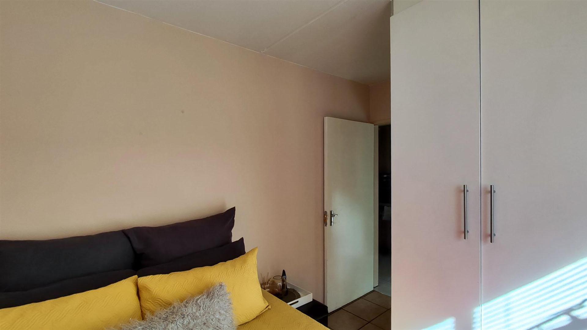 Bed Room 2 - 8 square meters of property in Kempton Park
