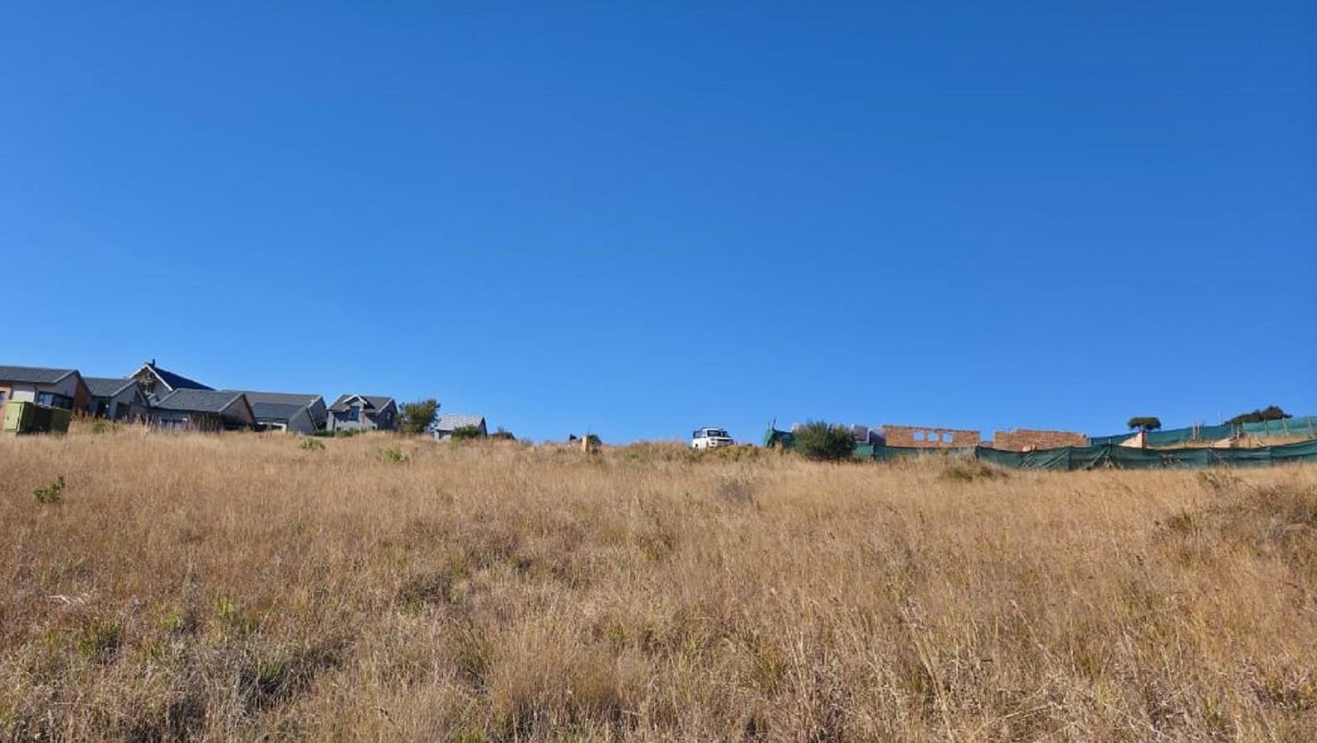 Spaces of property in Dullstroom