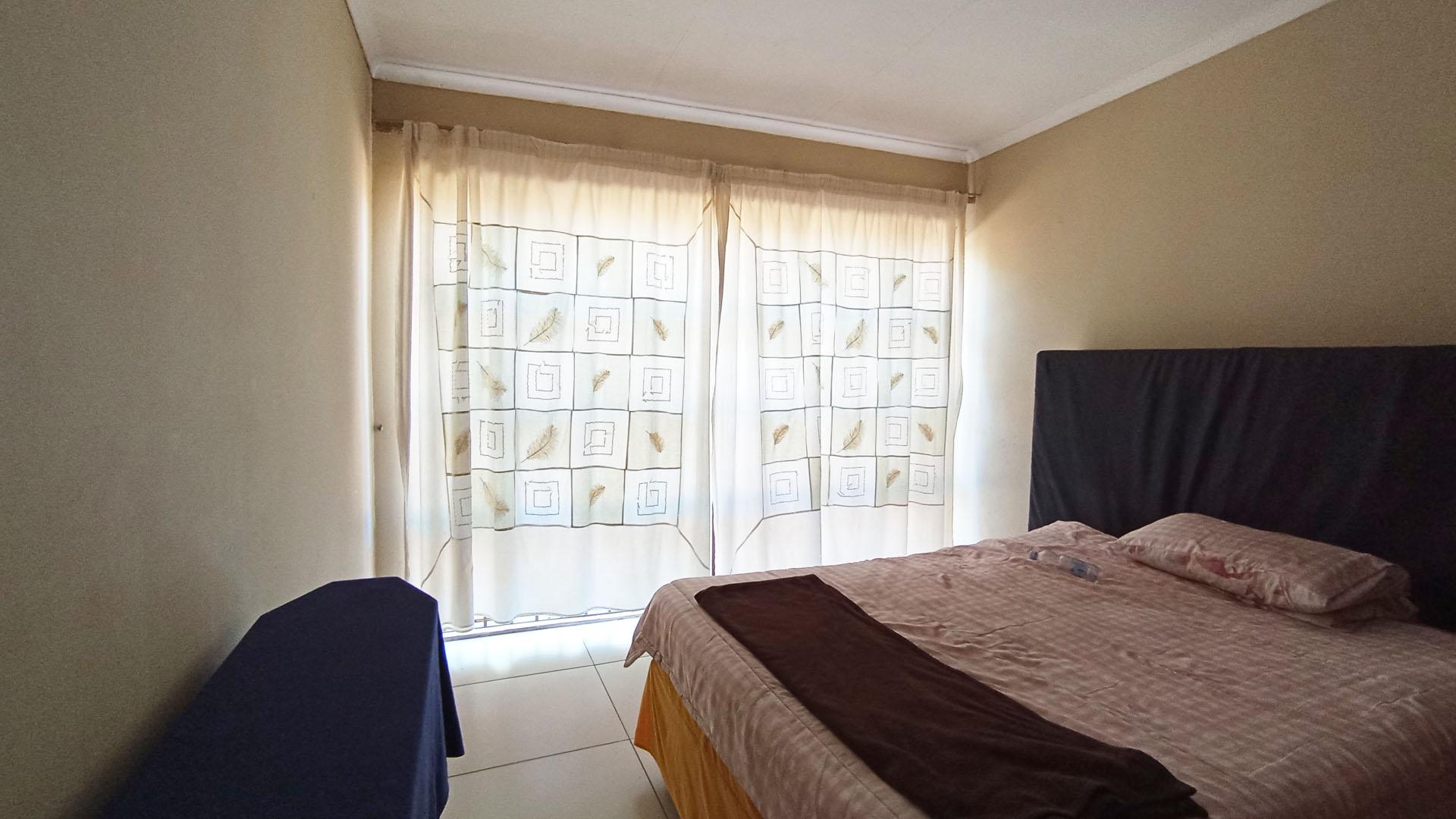 Bed Room 2 - 15 square meters of property in Ga-Rankuwa