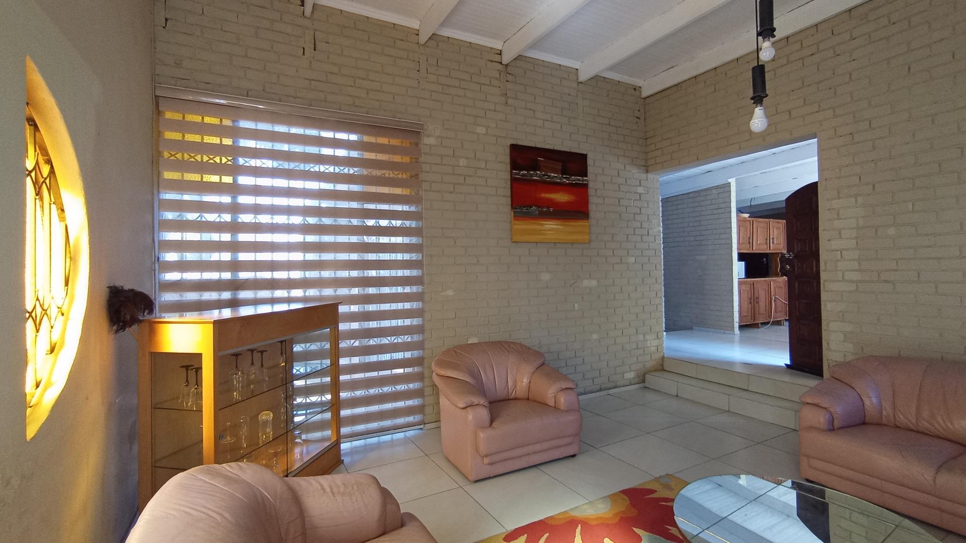 Lounges - 29 square meters of property in Ga-Rankuwa