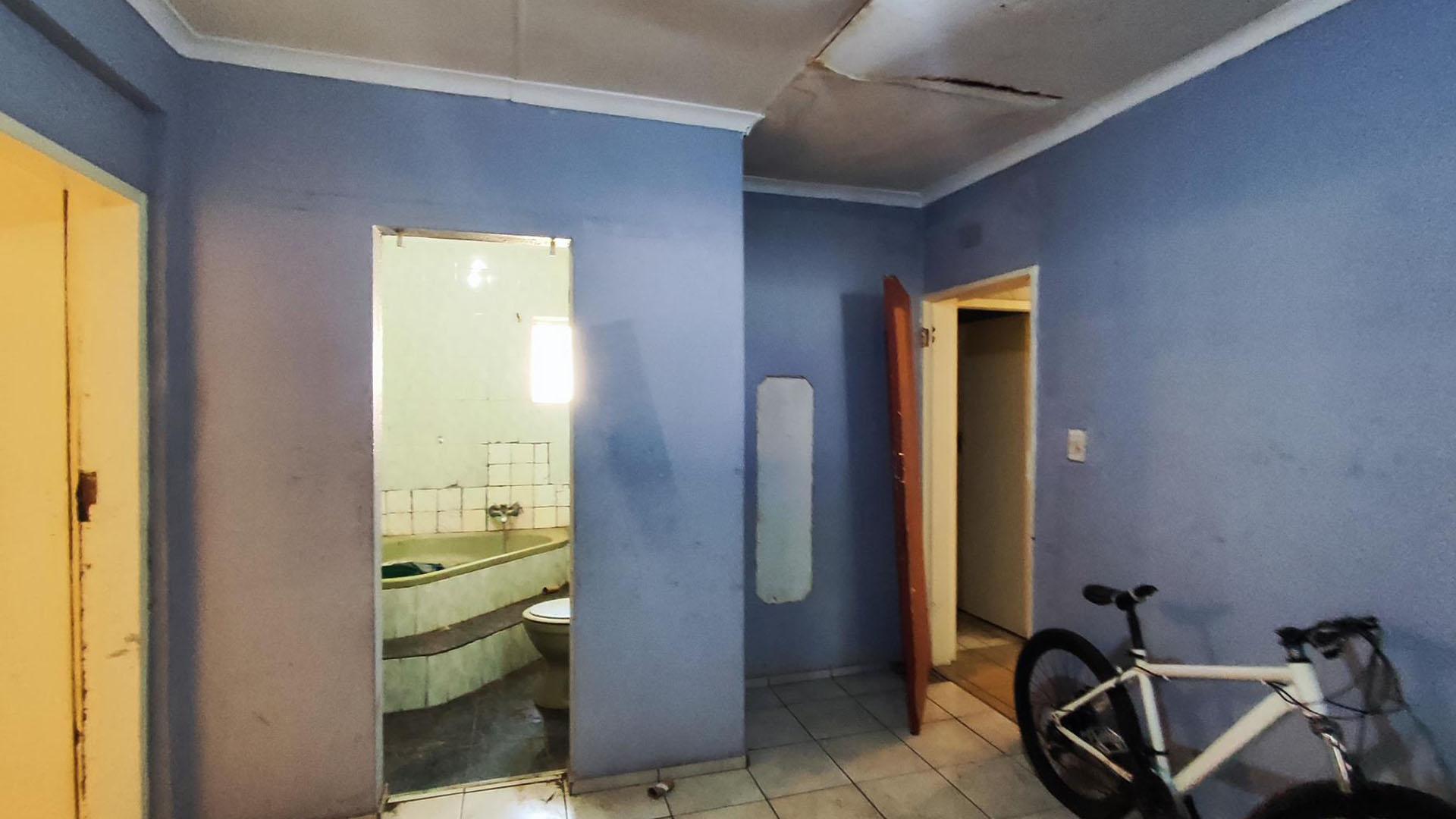 Study - 11 square meters of property in Brakpan