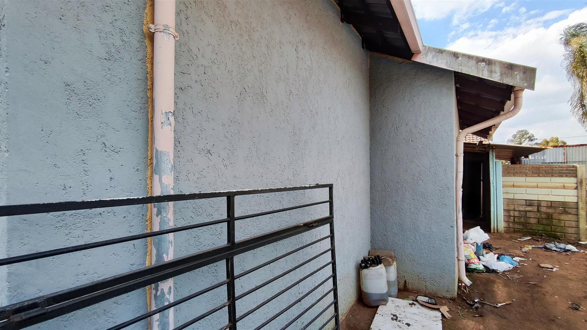 Backyard of property in Brakpan