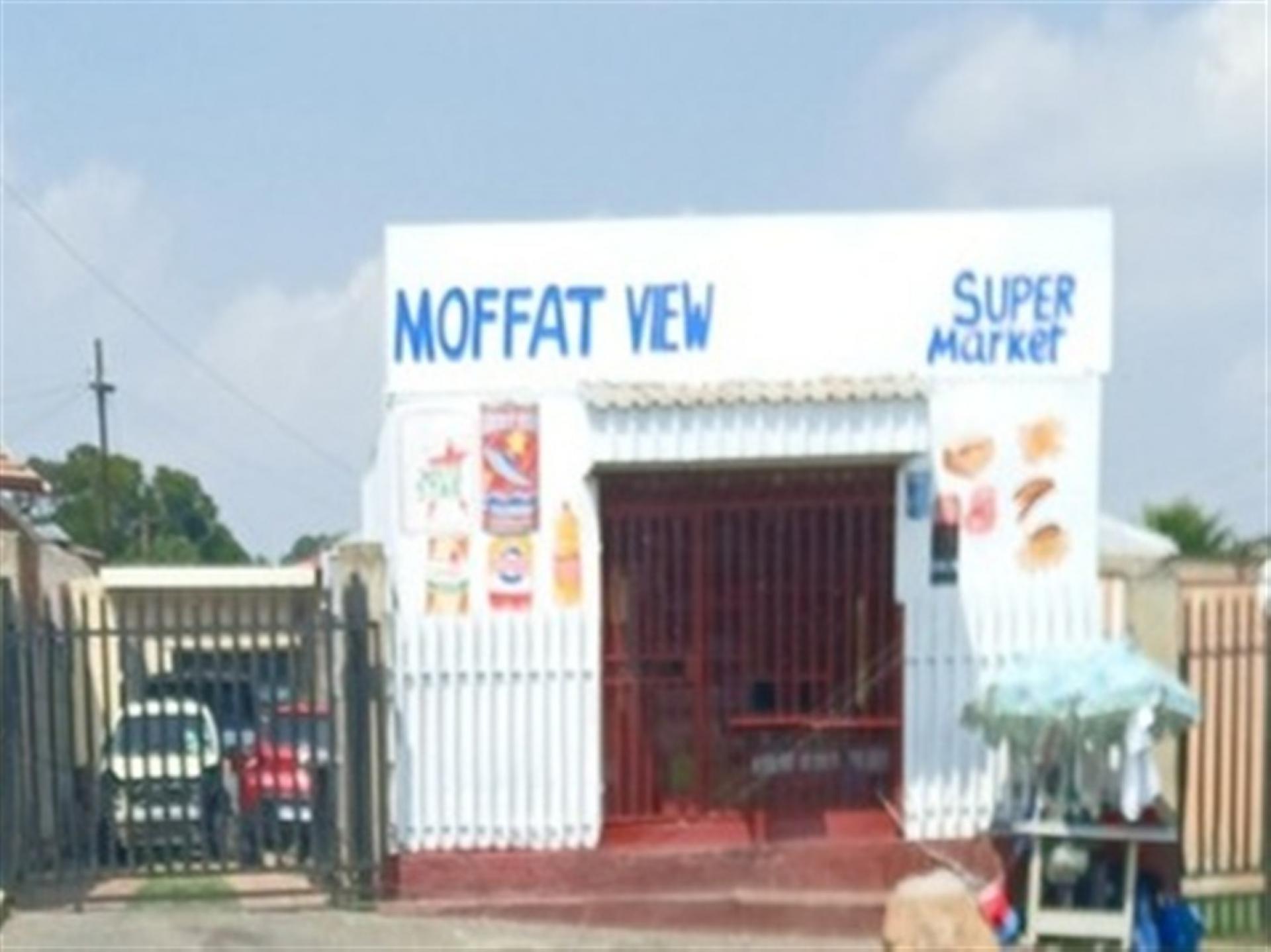 Front View of property in Moffat View