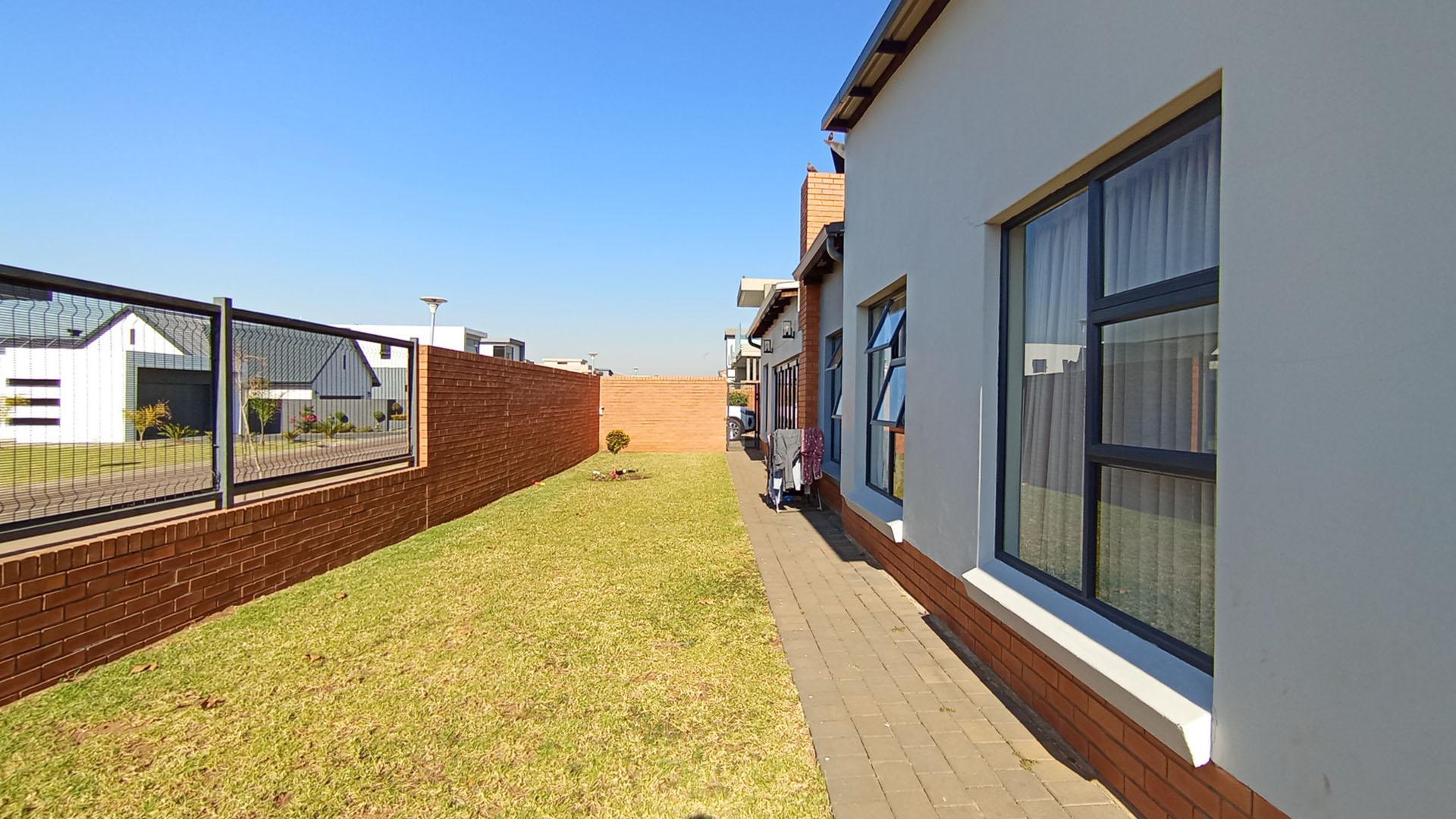 Front View of property in Six Fountains Estate