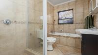 Bathroom 2 of property in Greenstone Hill