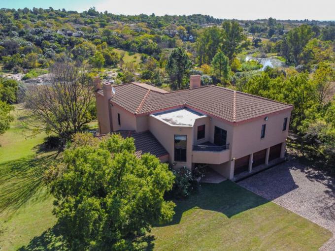 4 Bedroom House for Sale For Sale in Johannesburg Central - MR680021