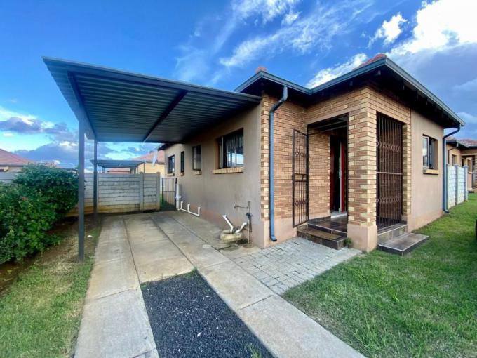 3 Bedroom House to Rent in Waterval East - Property to rent - MR680022