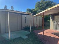  of property in Geelhoutpark