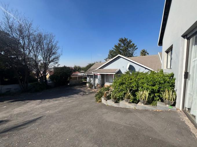 4 Bedroom House for Sale For Sale in Modelpark - MR680026