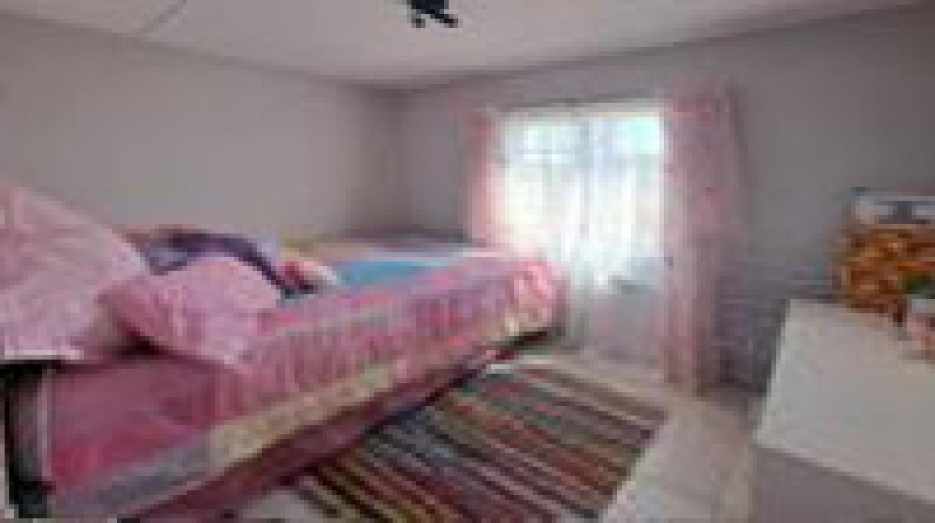 Bed Room 1 - 8 square meters of property in Fleurhof