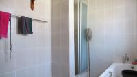 Bathroom 1 - 9 square meters of property in The Hill