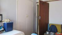Bed Room 1 - 14 square meters of property in The Hill