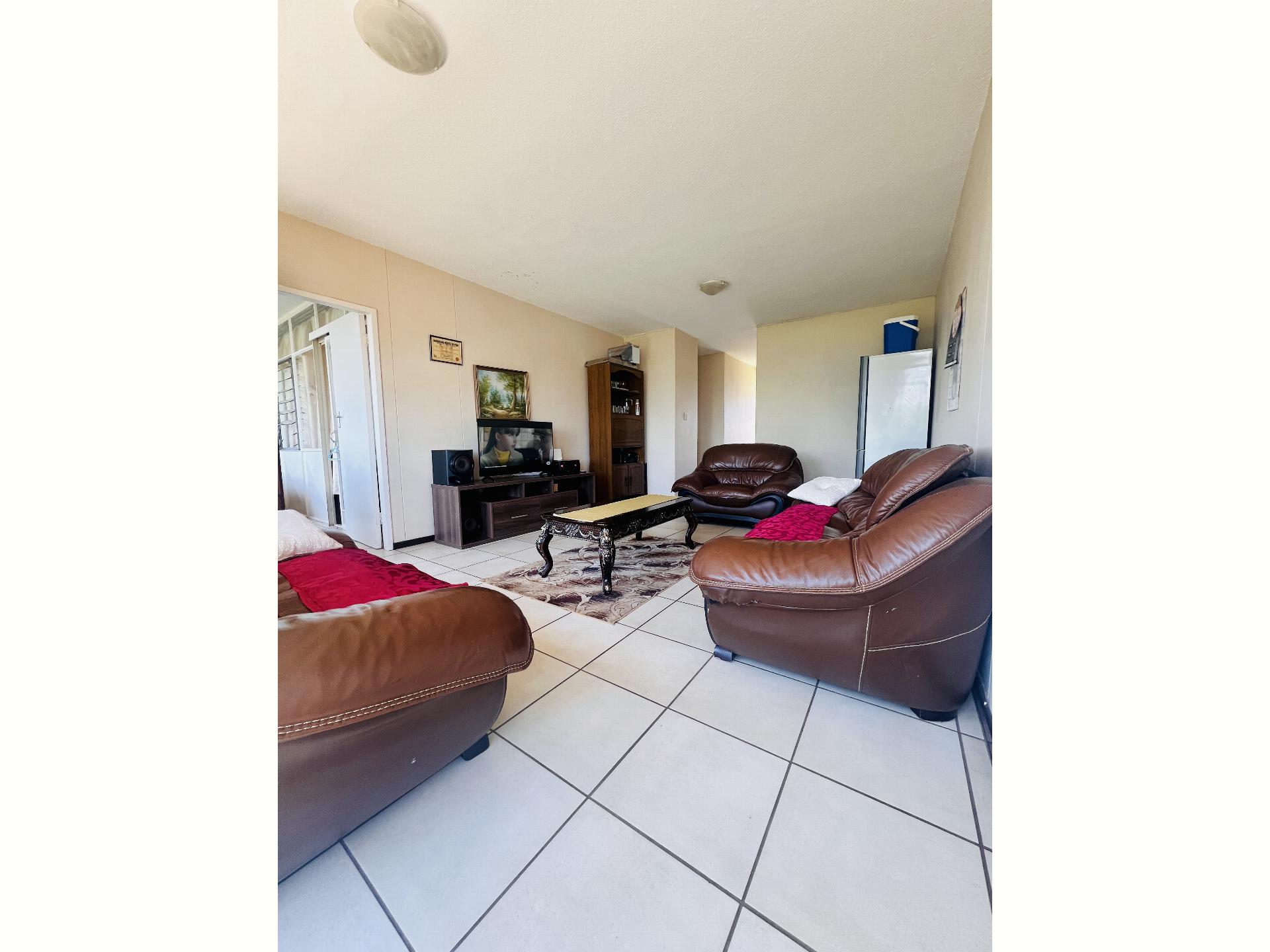  of property in Elarduspark