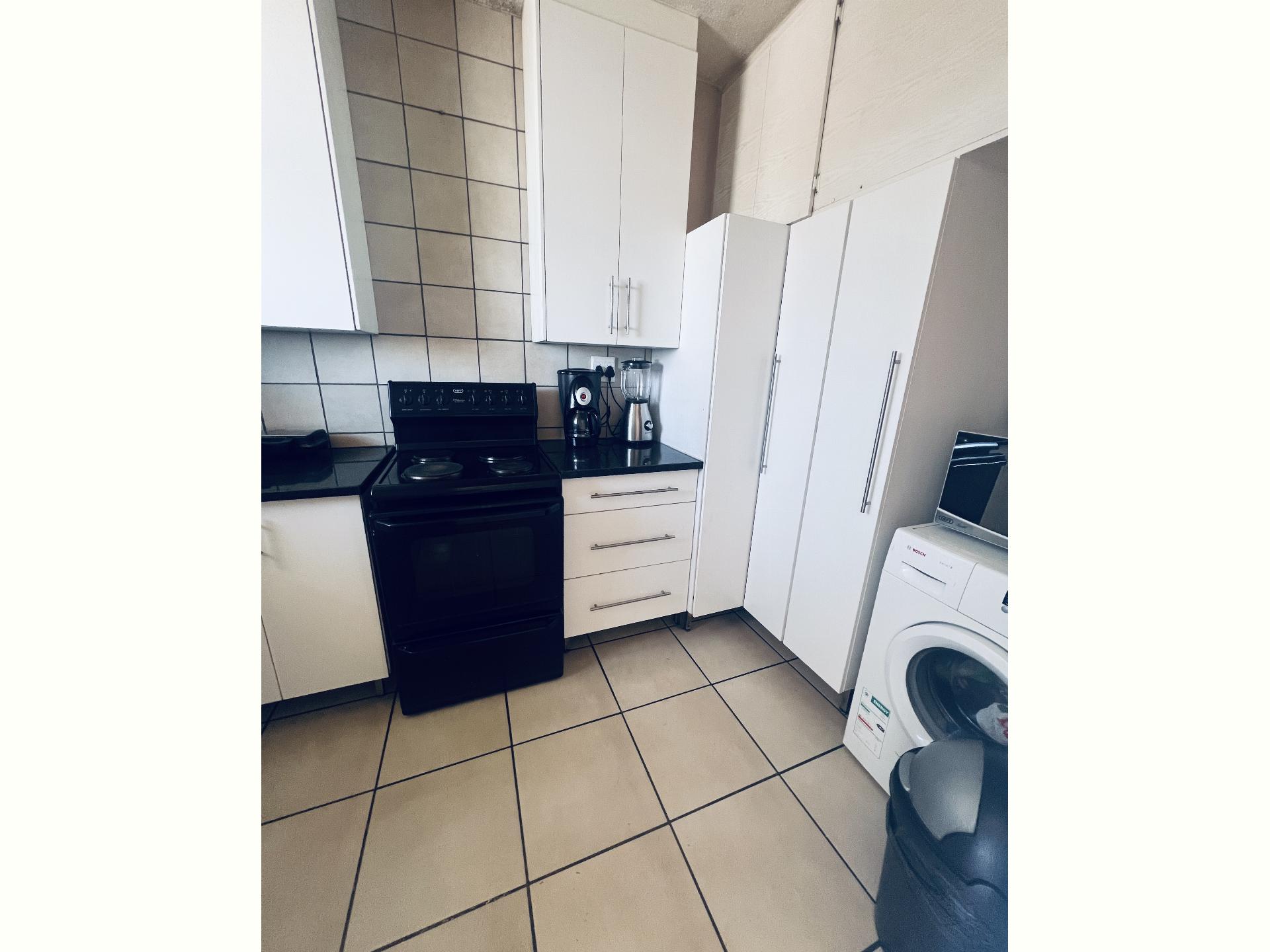  of property in Elarduspark