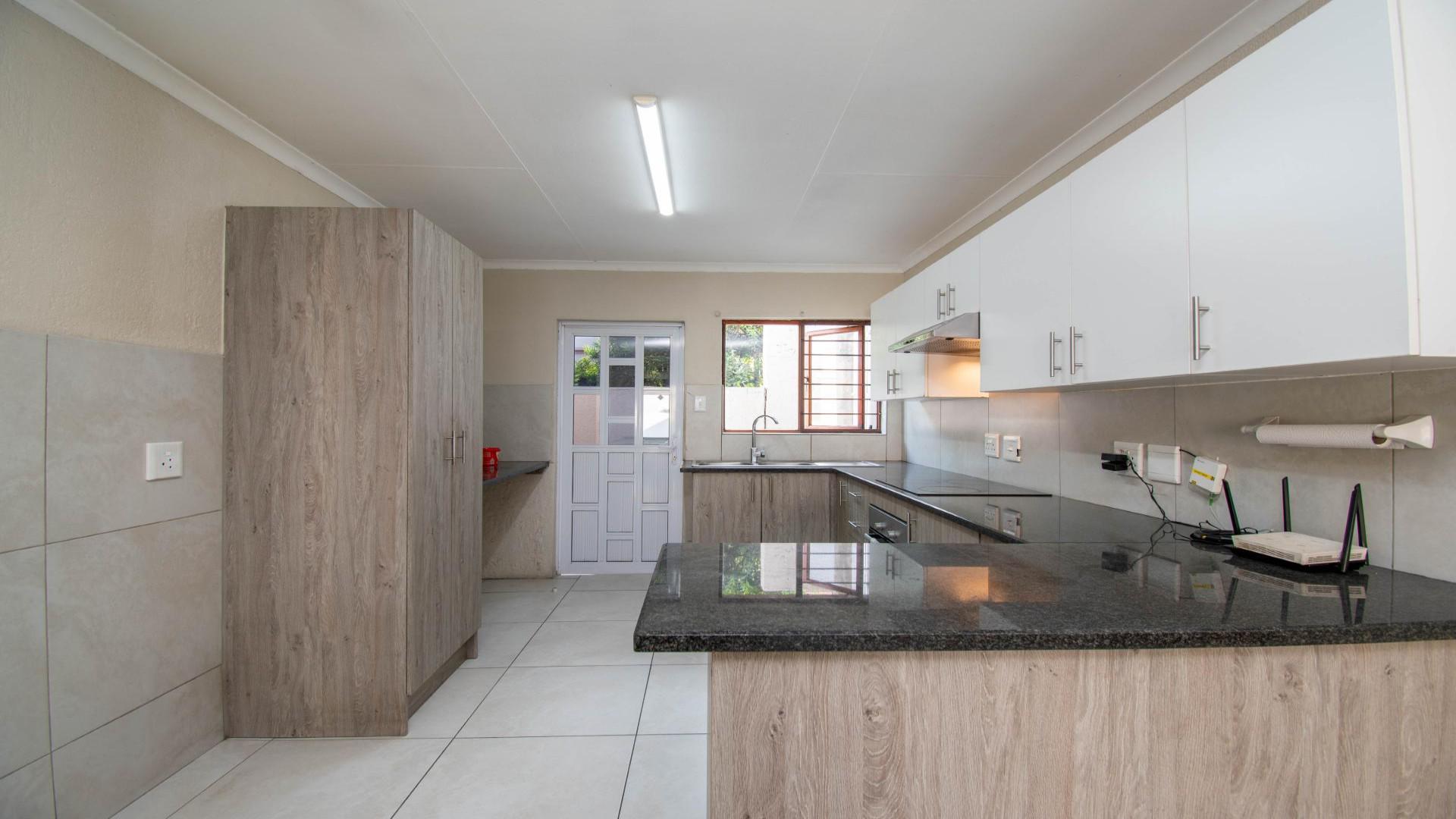 Kitchen of property in Jukskei Park