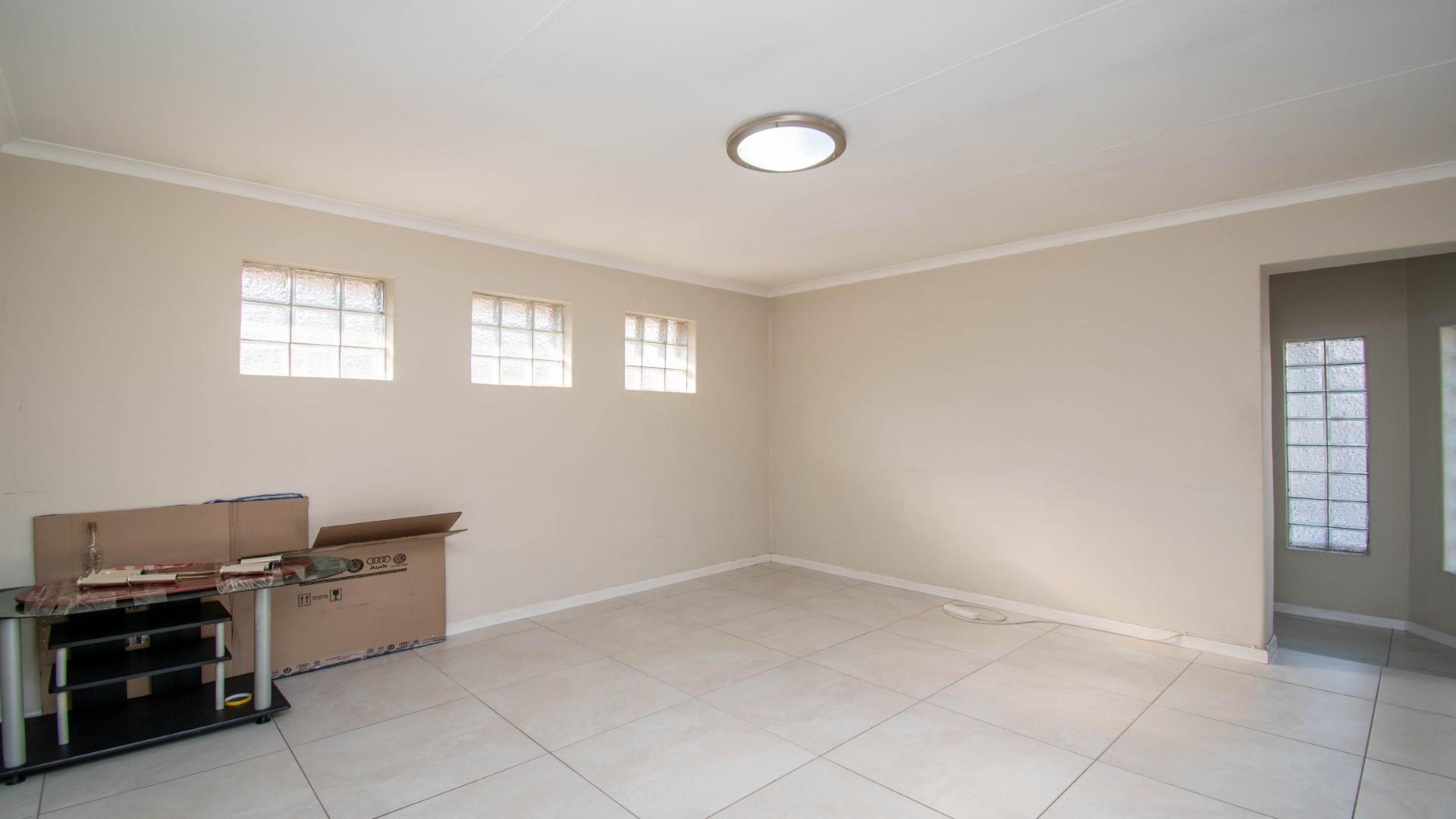 Lounges of property in Jukskei Park