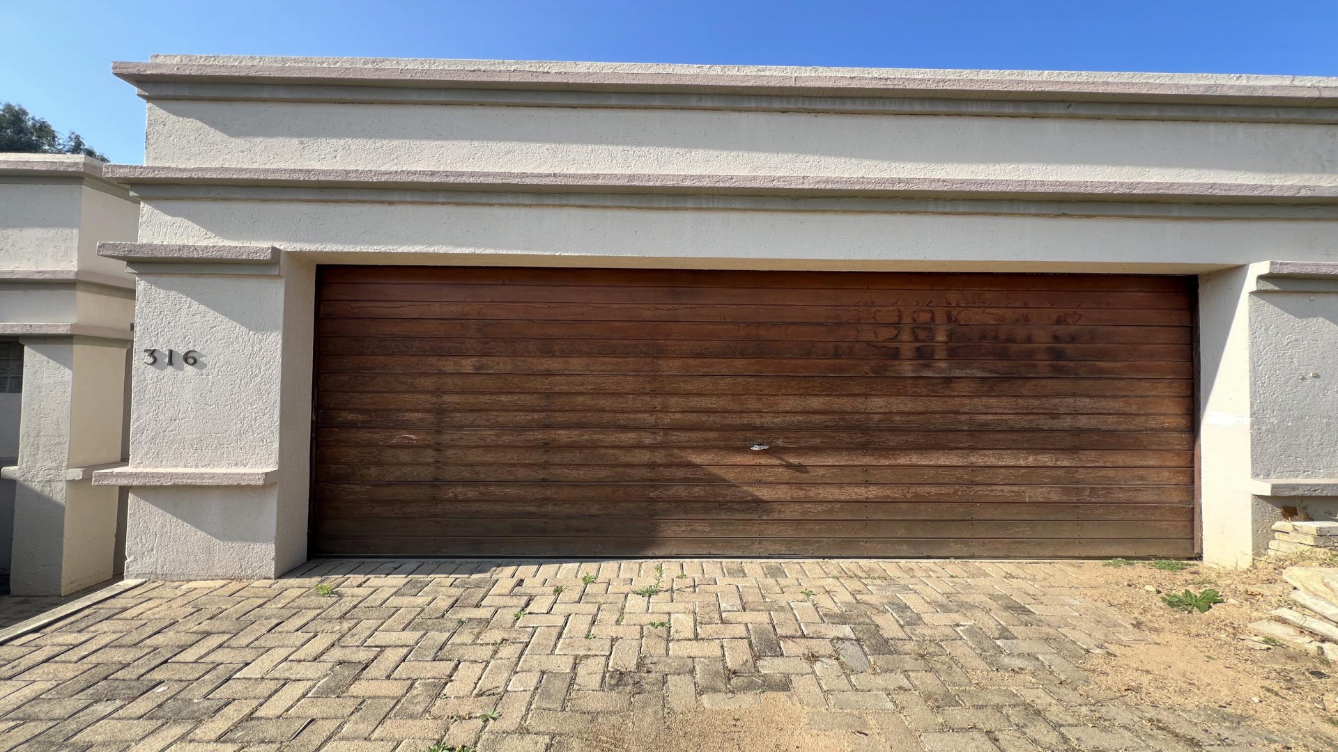 Garage of property in Jukskei Park