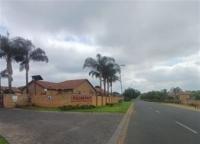 Front View of property in Willowbrook
