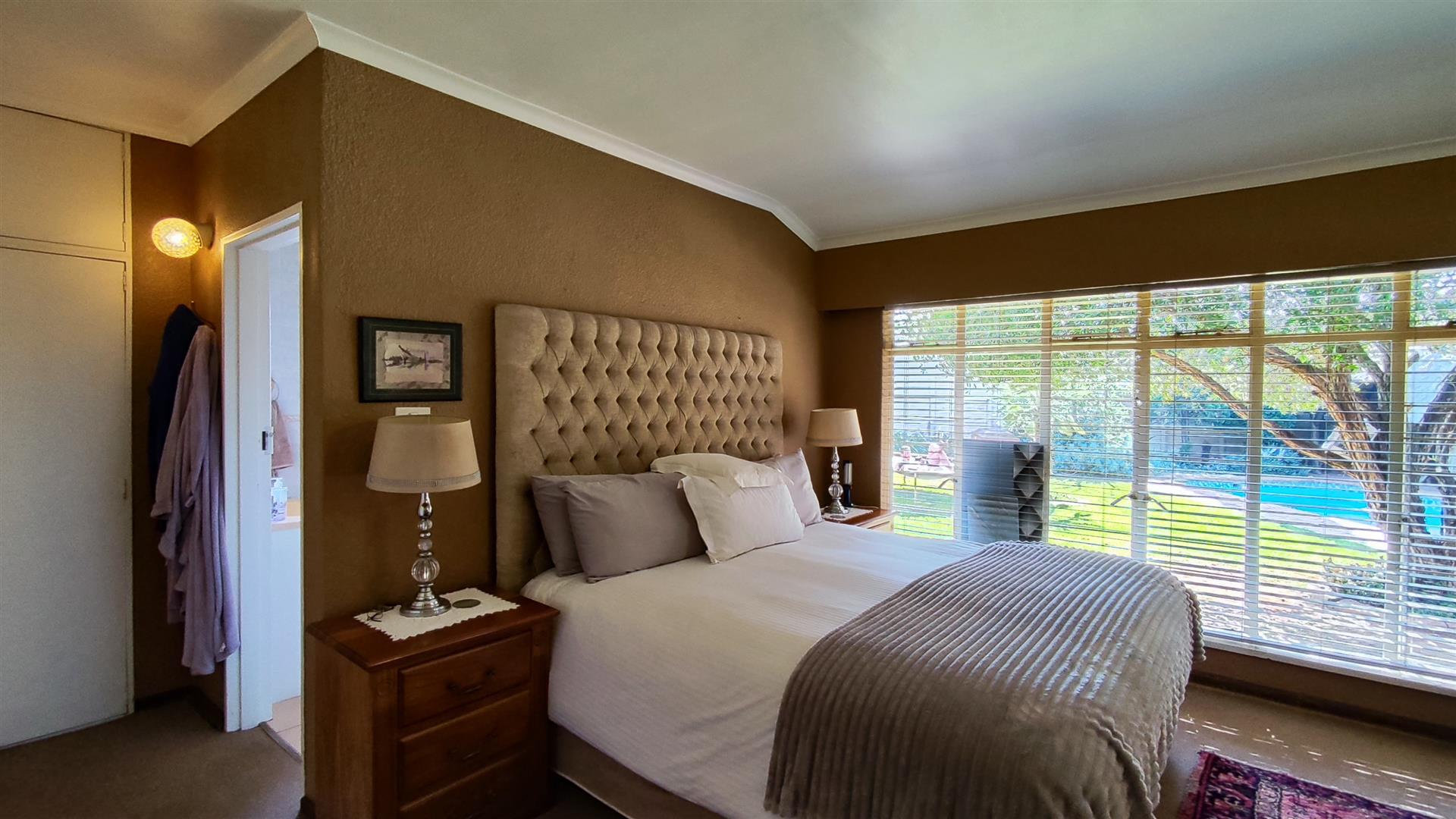 Main Bedroom - 17 square meters of property in Morehill