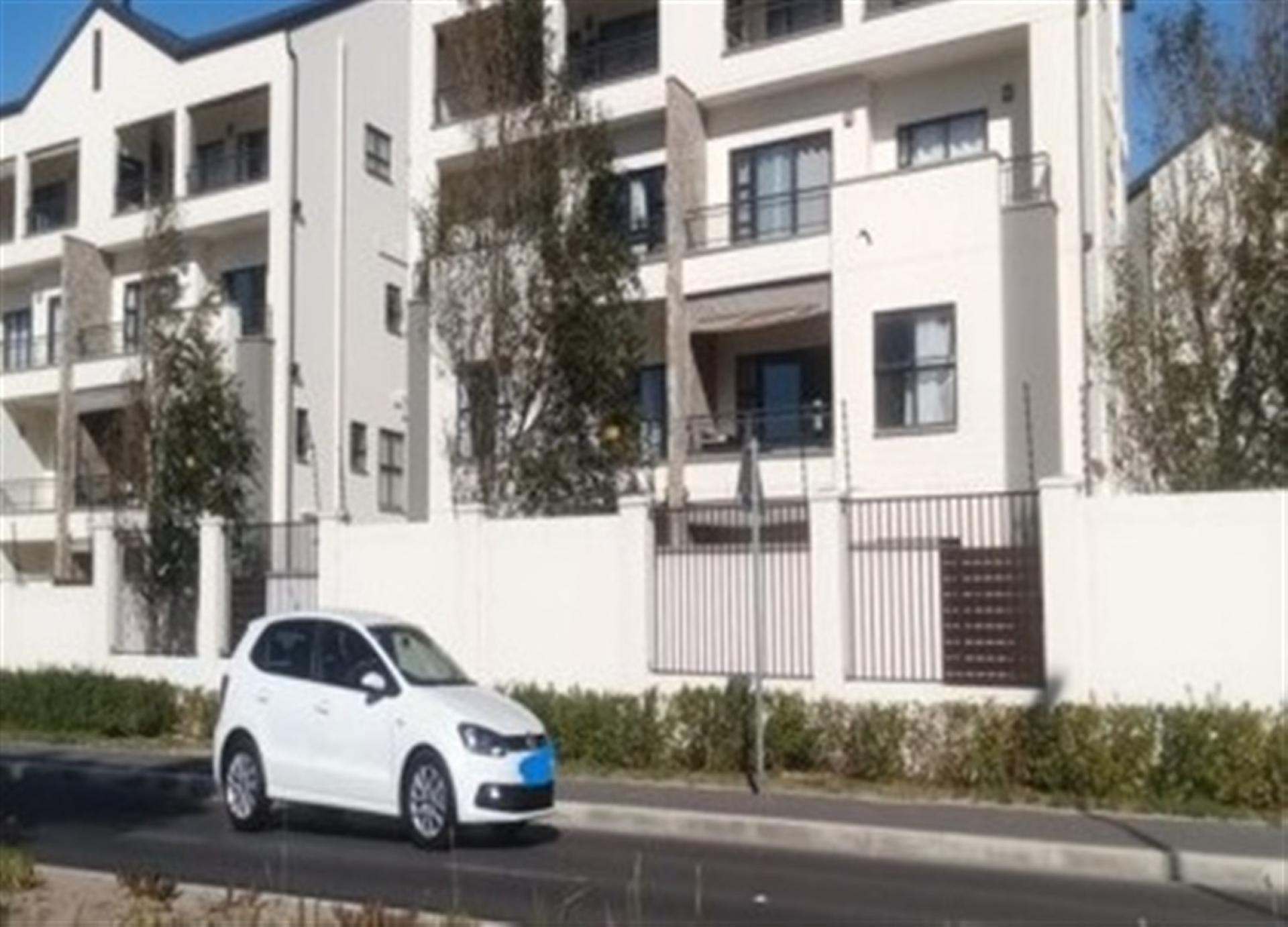 Front View of property in Macassar