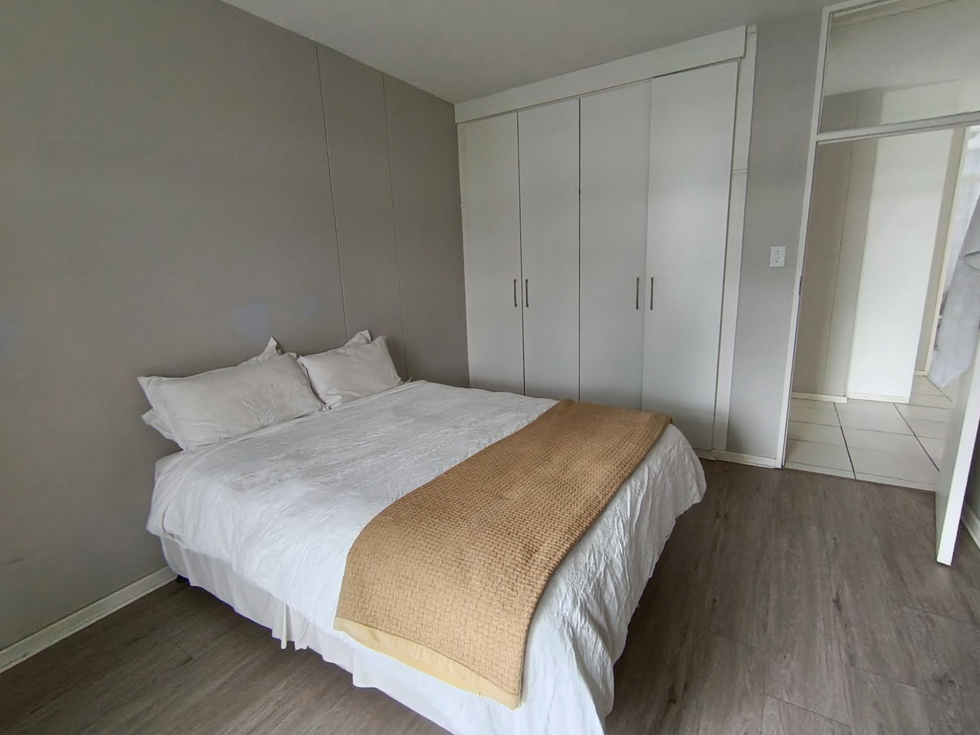 Bed Room 2 of property in Sandown