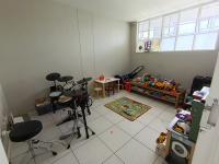 Spaces of property in Sandown