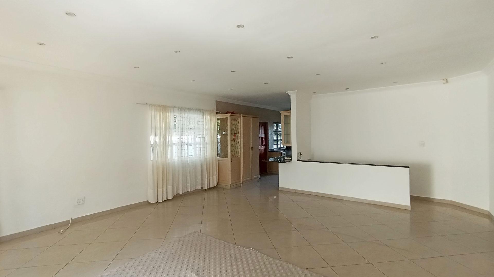 Lounges - 37 square meters of property in Ramsgate
