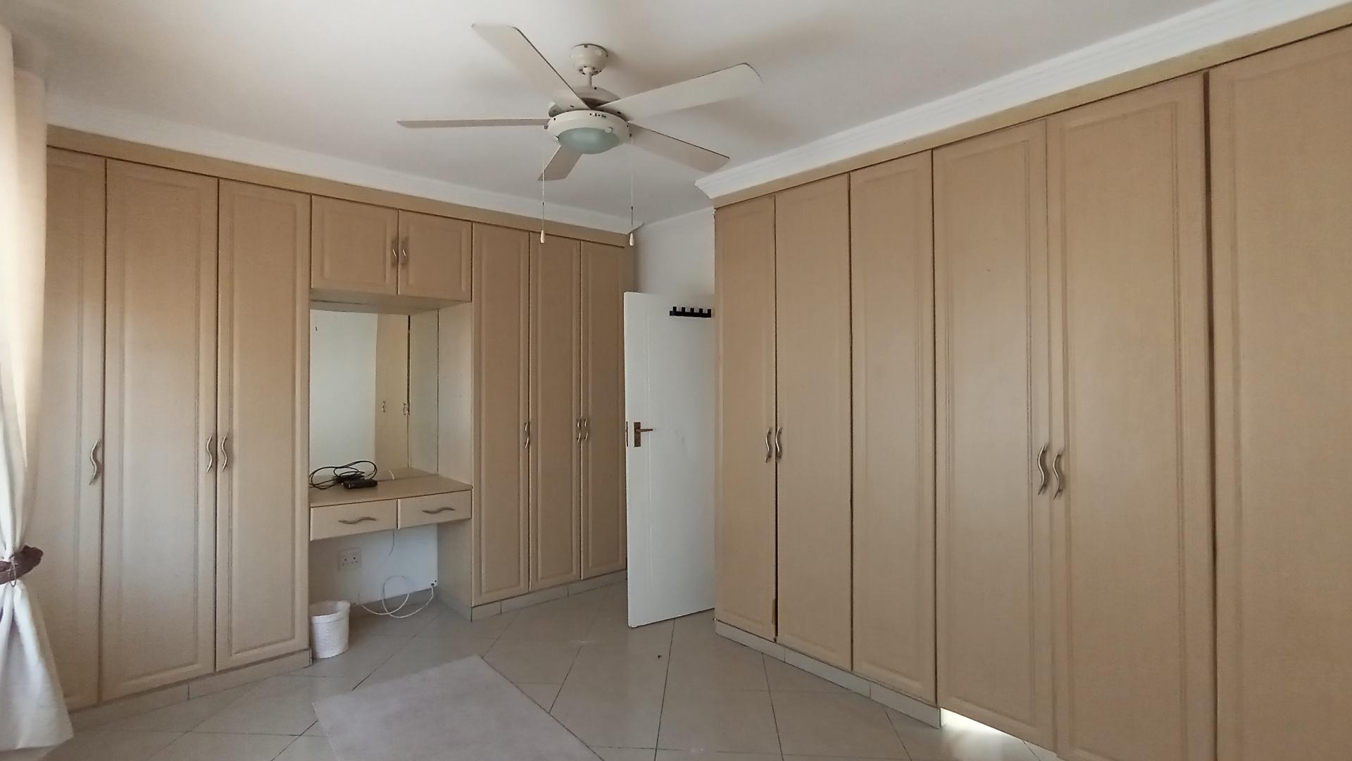 Main Bedroom - 20 square meters of property in Ramsgate