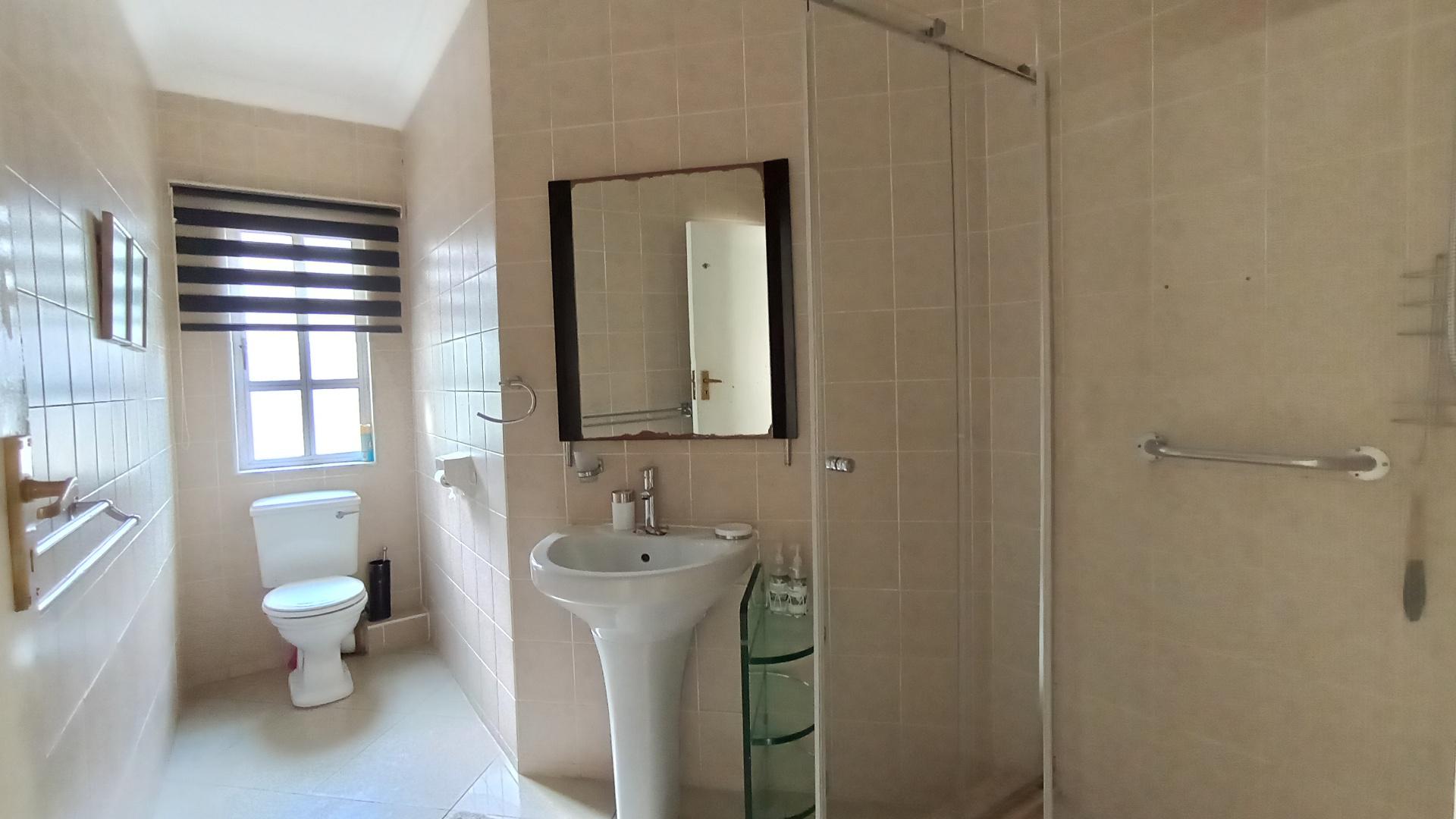 Bathroom 1 - 6 square meters of property in Ramsgate