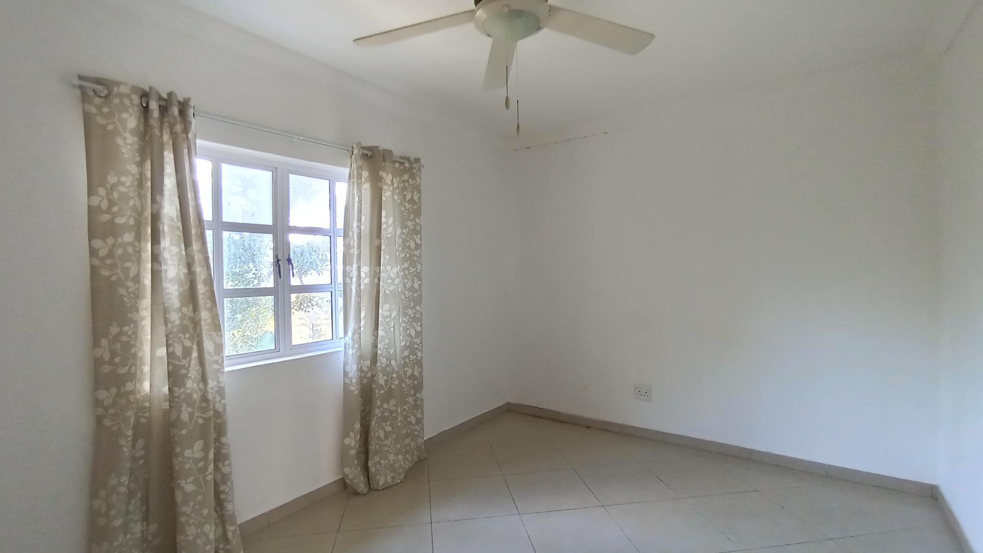 Bed Room 1 - 15 square meters of property in Ramsgate